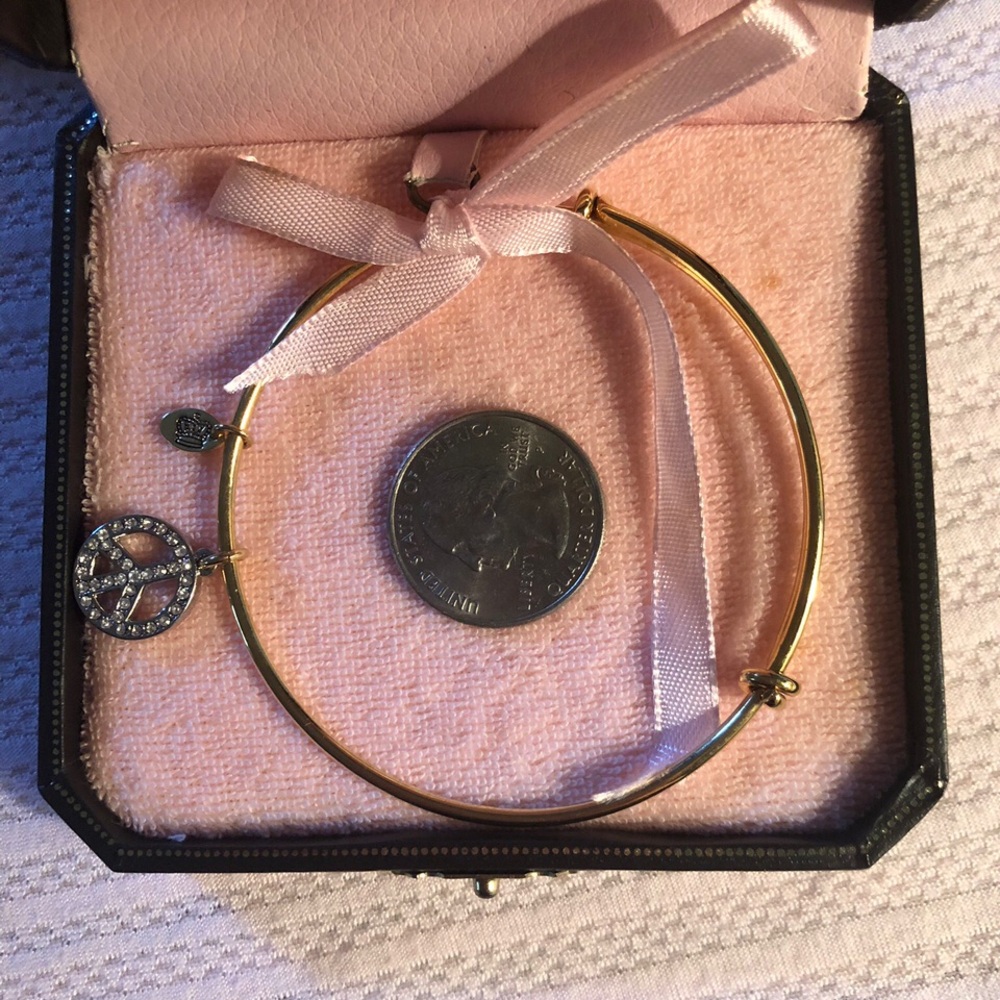 NIB Vintage Juicy Couture Peace Charm Bangle
